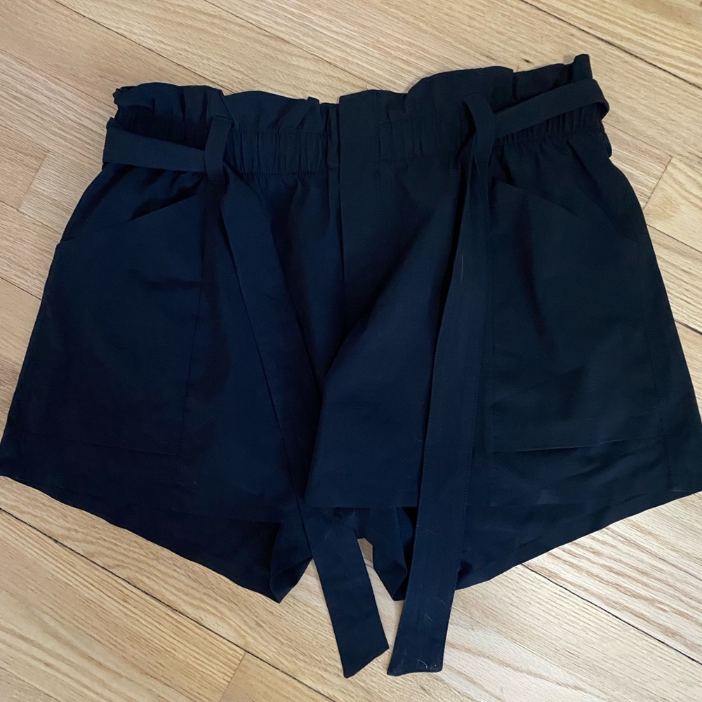 Skyline short